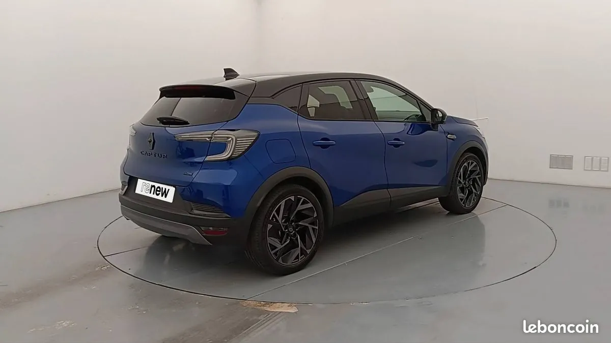 Renault Captur 2025 photo 2