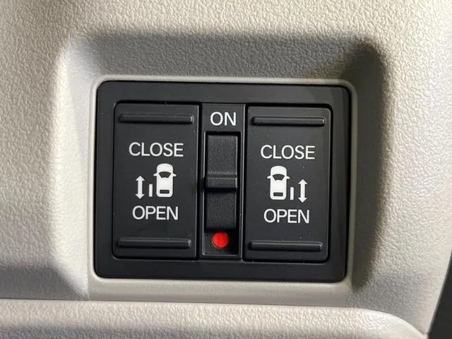 Honda N-Box 2025 photo 4