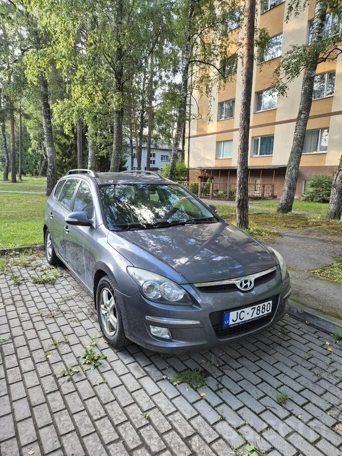 Hyundai I30 2010 photo 2