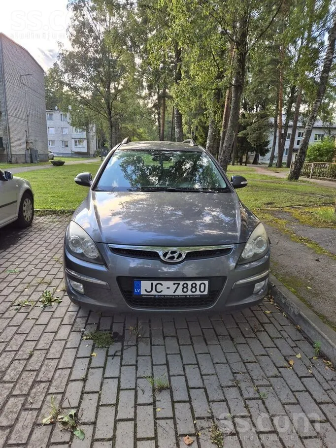Hyundai I30 2010 photo 3