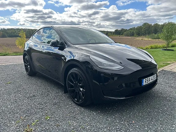 Tesla Model Y 2024 photo 5