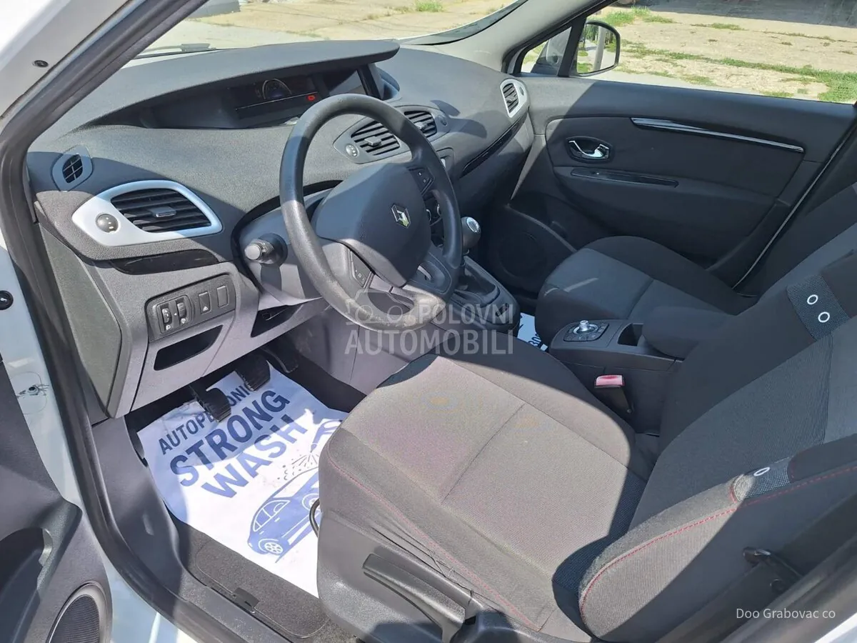 Renault Scenic 2012 photo 4
