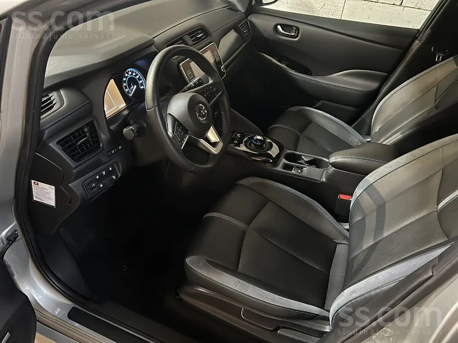 Nissan Leaf 2021 photo 3