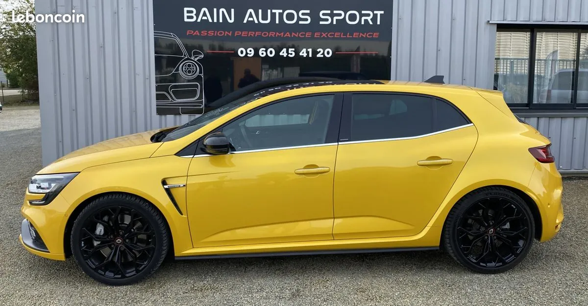 Renault Megane 2018 photo 2