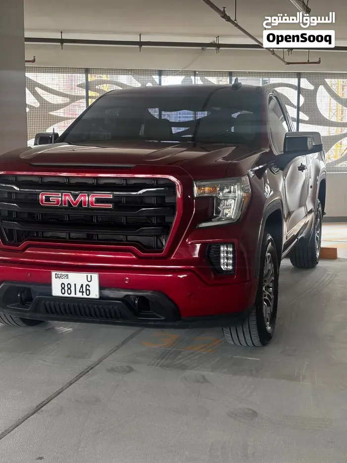 GMC Sierra