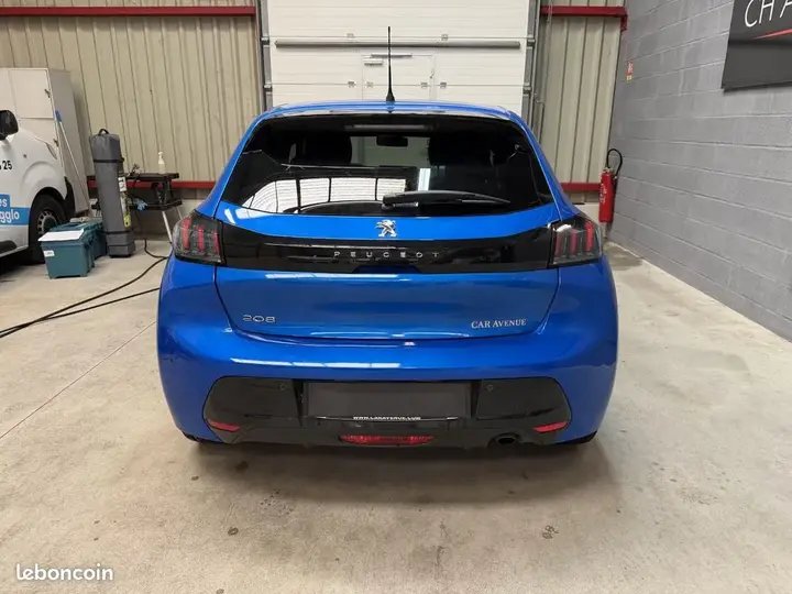 Peugeot 208 2024 photo 4
