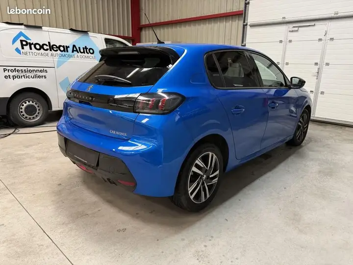 Peugeot 208 2024 photo 3