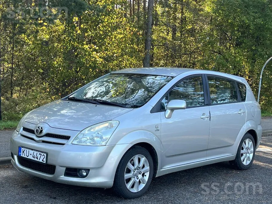 Toyota Corolla Verso 2005 photo 4