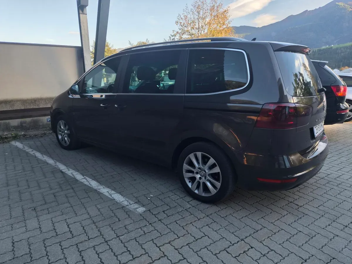 Seat Alhambra 2015 photo 2