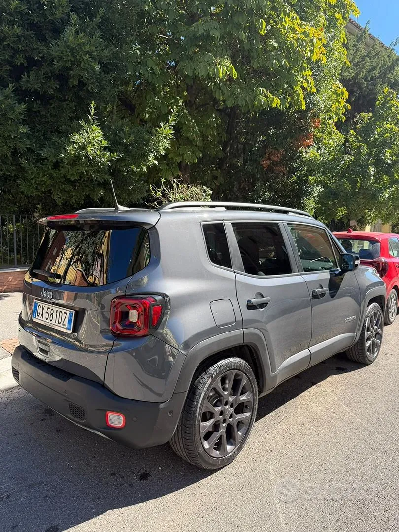 Jeep Renegade 2024 photo 2
