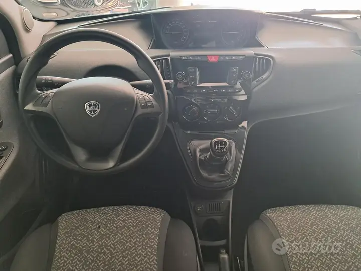 Lancia Ypsilon 2023 photo 5