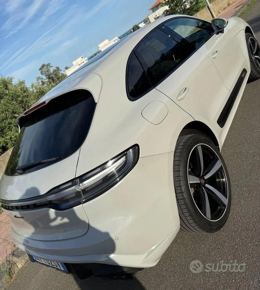 Porsche Macan 2023 photo 4
