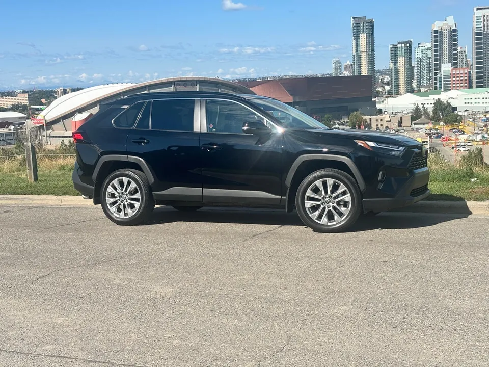 Toyota Rav4 2025 photo 5