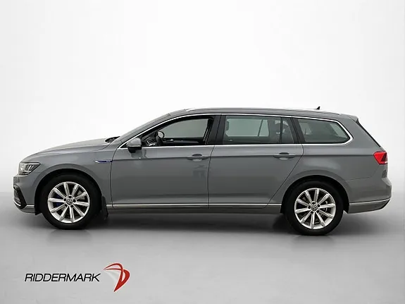 Volkswagen Passat 2023 photo 2