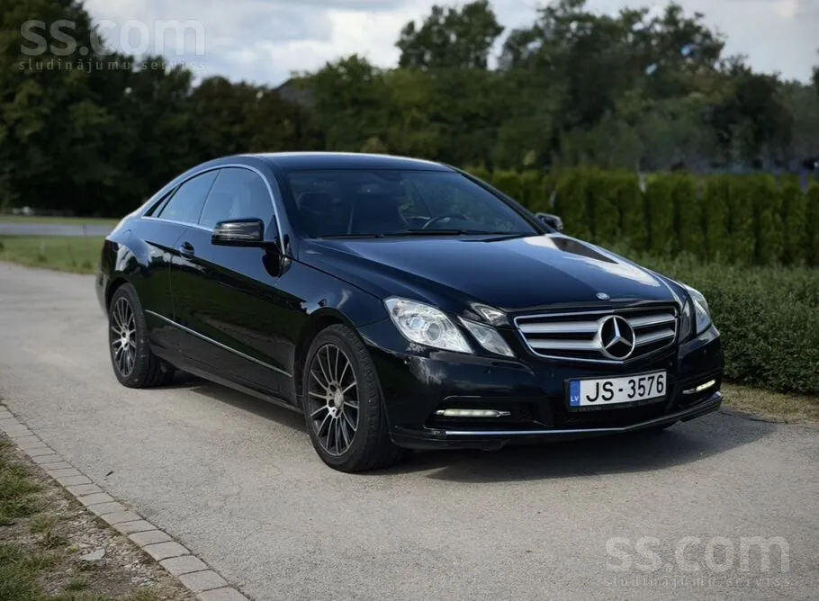 Mercedes-Benz E200 2013 photo 2