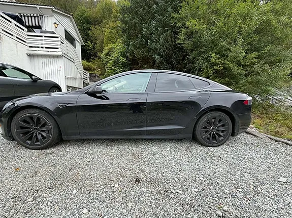 Tesla Model S 2013 photo 5