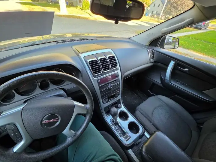 GMC Acadia 2007 photo 4