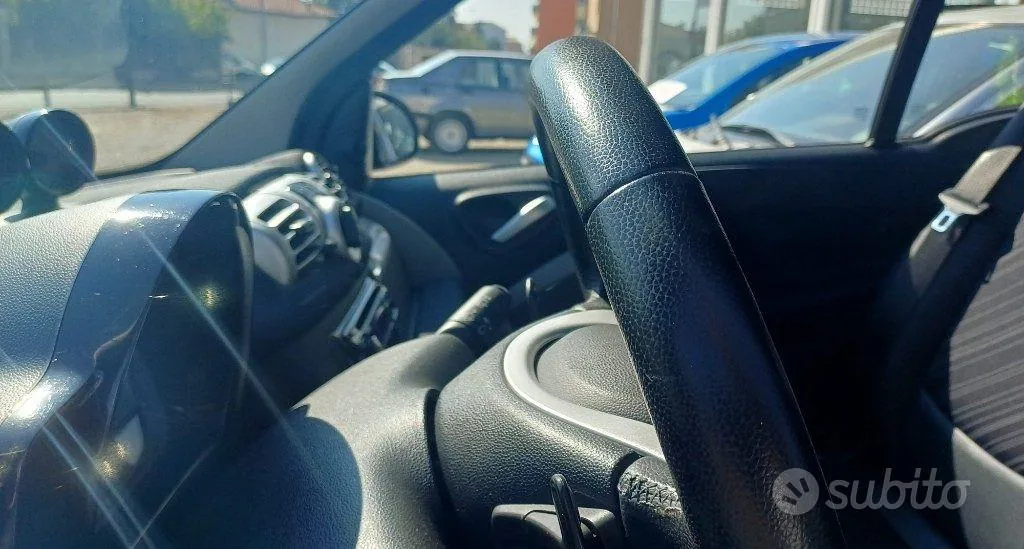 Smart Fortwo 2011 photo 5