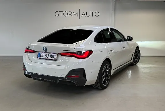 BMW I4 2022 photo 2