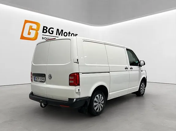 Volkswagen Transporter 2018 photo 4