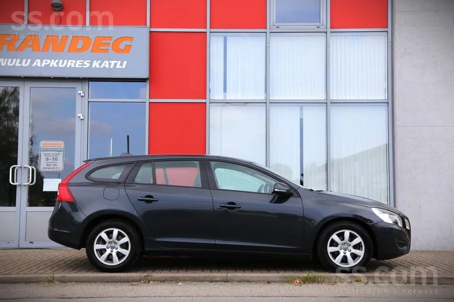 Volvo V60 2013 photo 3