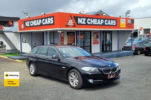 BMW 523I