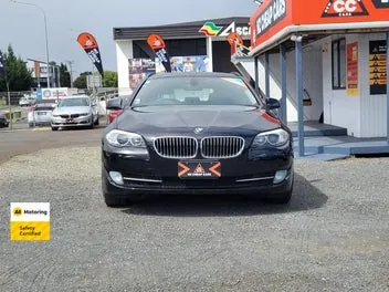 BMW 523I 2012 photo 3