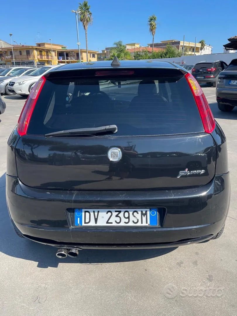 Fiat Grande Punto 2009 photo 5