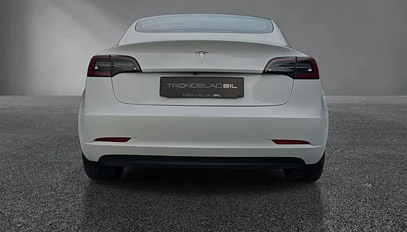 Tesla Model 3 2022 photo 5