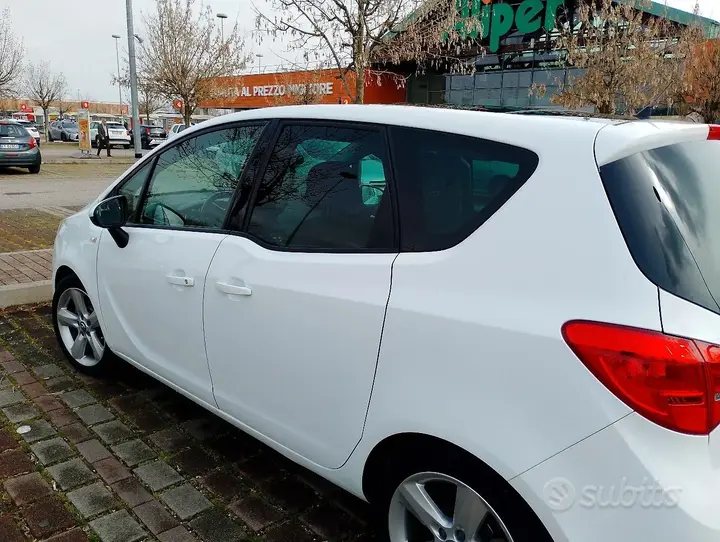 Opel Meriva 2012 photo 3