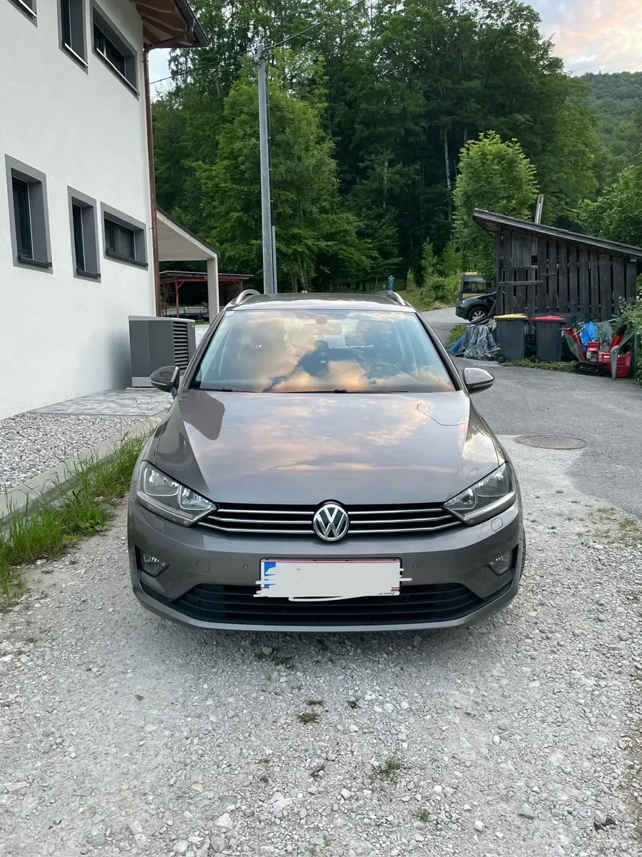 Volkswagen Multivan 2015 photo 2