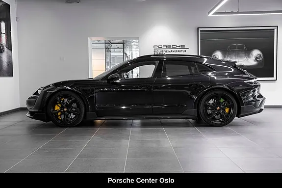 Porsche Taycan 2021 photo 2