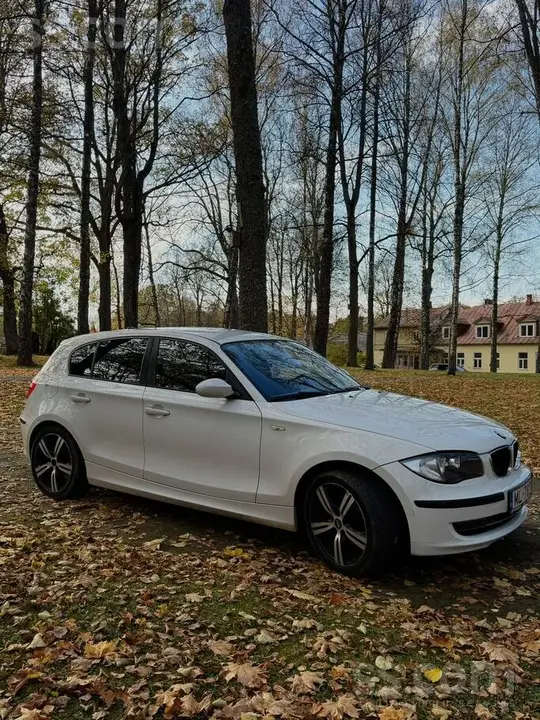 BMW 118D 2008 photo 2