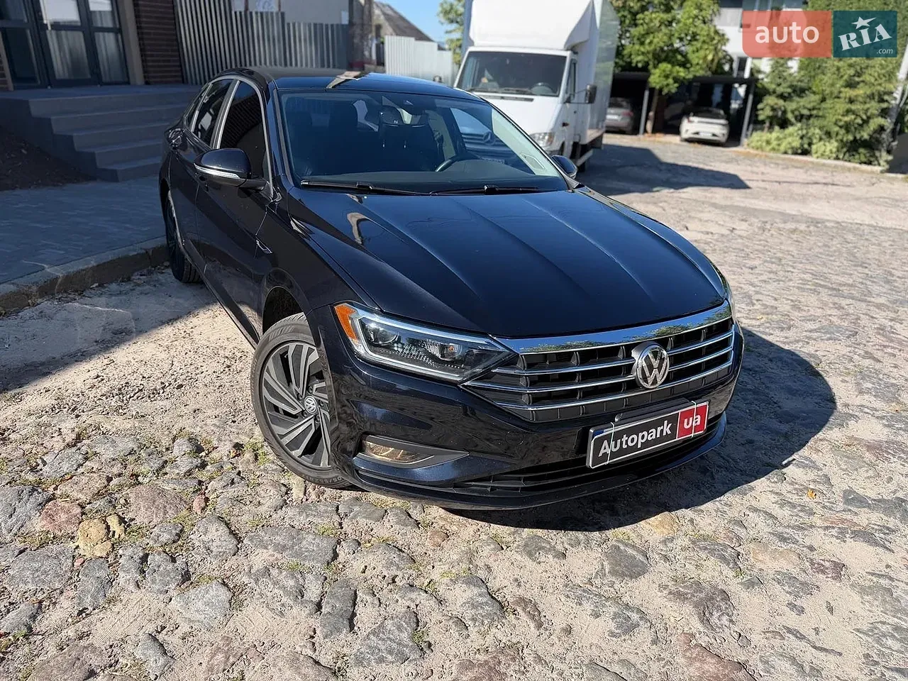 Volkswagen Jetta 2019 photo 2