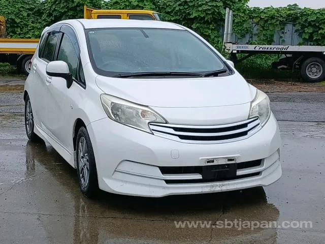 Nissan Note Rider