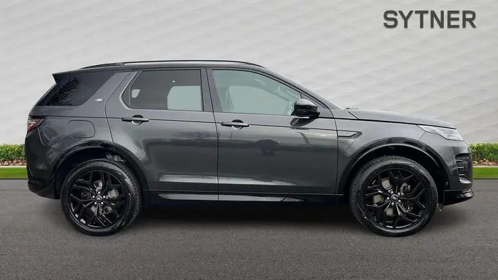Land Rover Discovery Sport 2026 photo 5