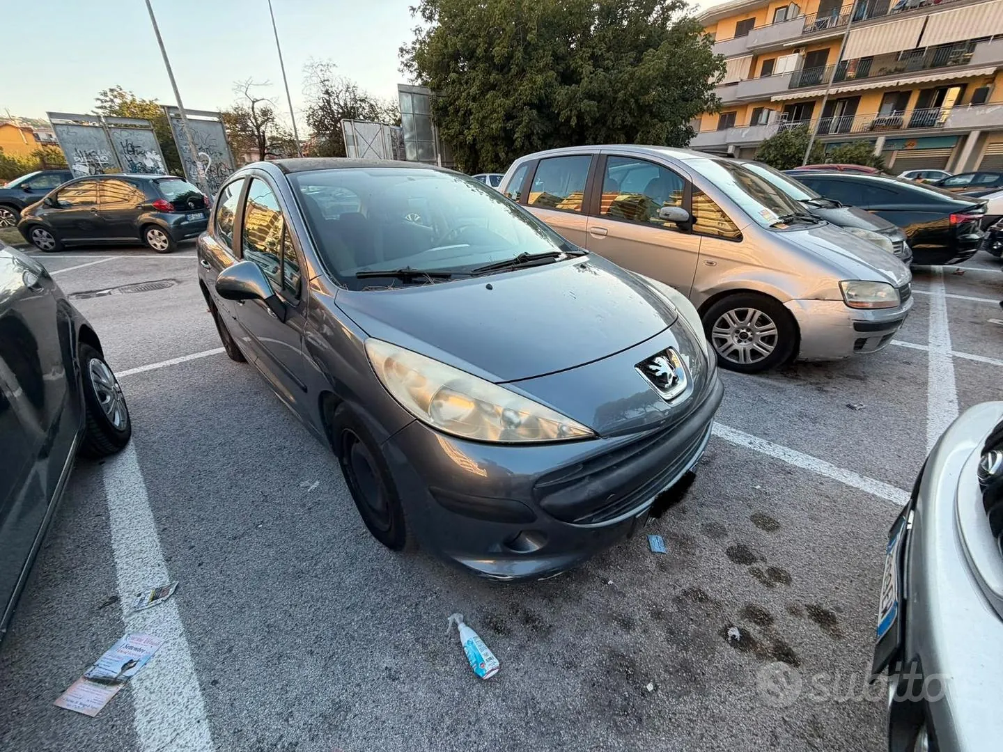 Peugeot 207 2008 photo 2