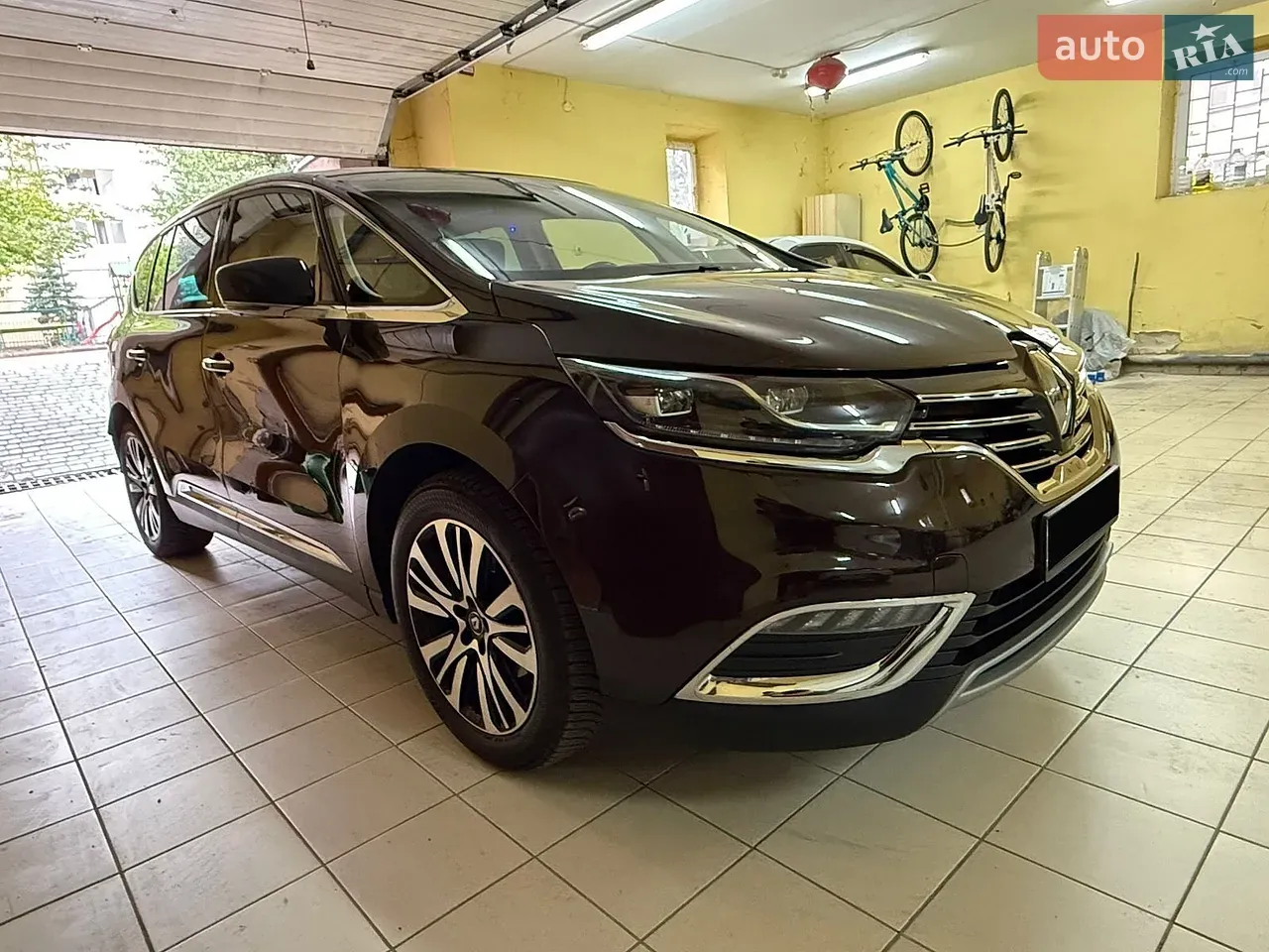 Renault Espace 2015 photo 2