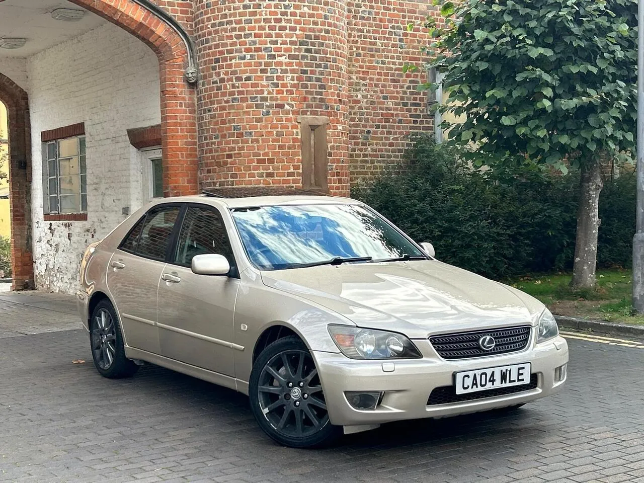 Lexus Is