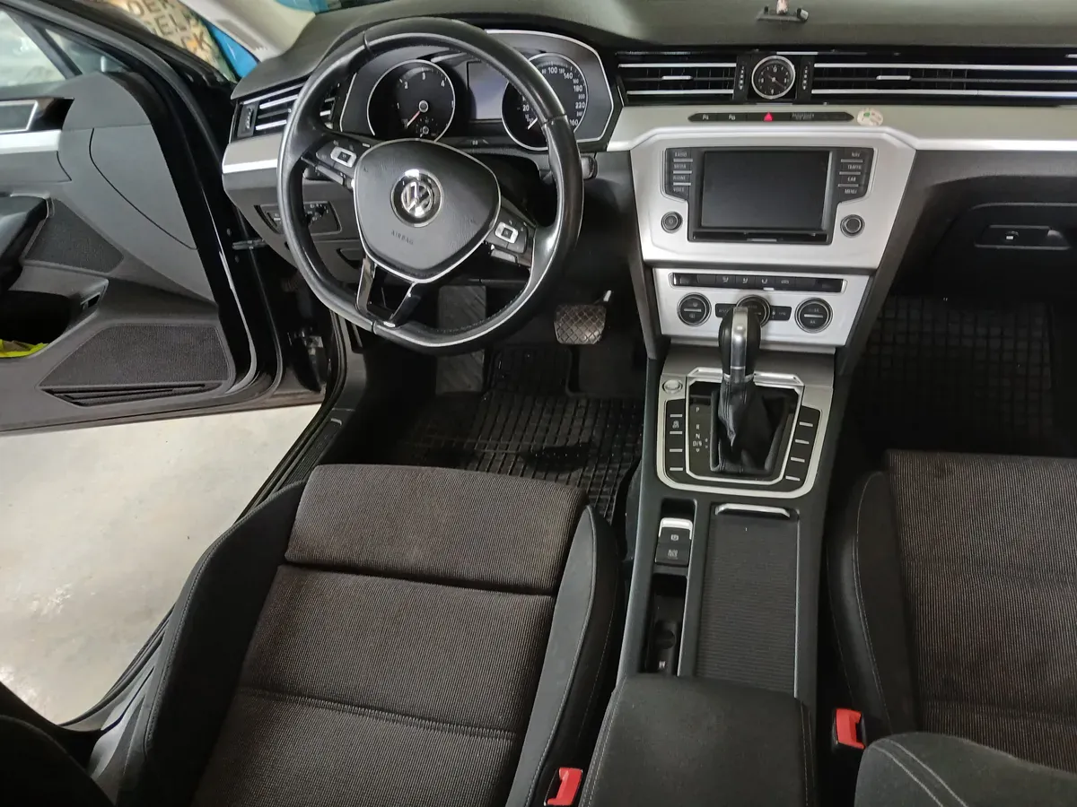 Volkswagen Passat 2017 photo 3