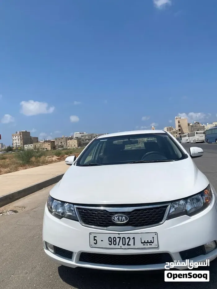 Kia Cerato 2012 photo 4