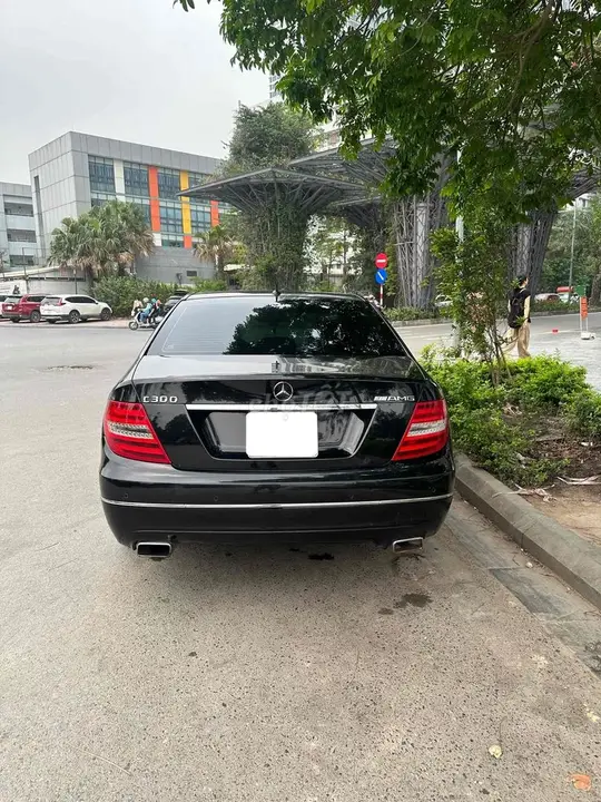 Mercedes-Benz C-Class 2011 photo 4