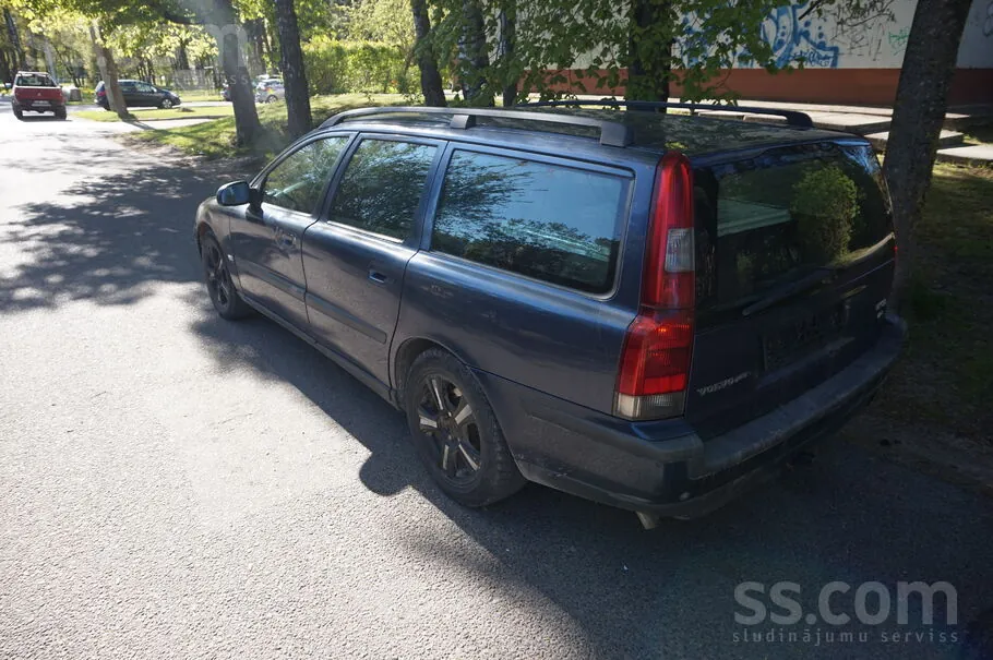 Volvo V70 2003 photo 4