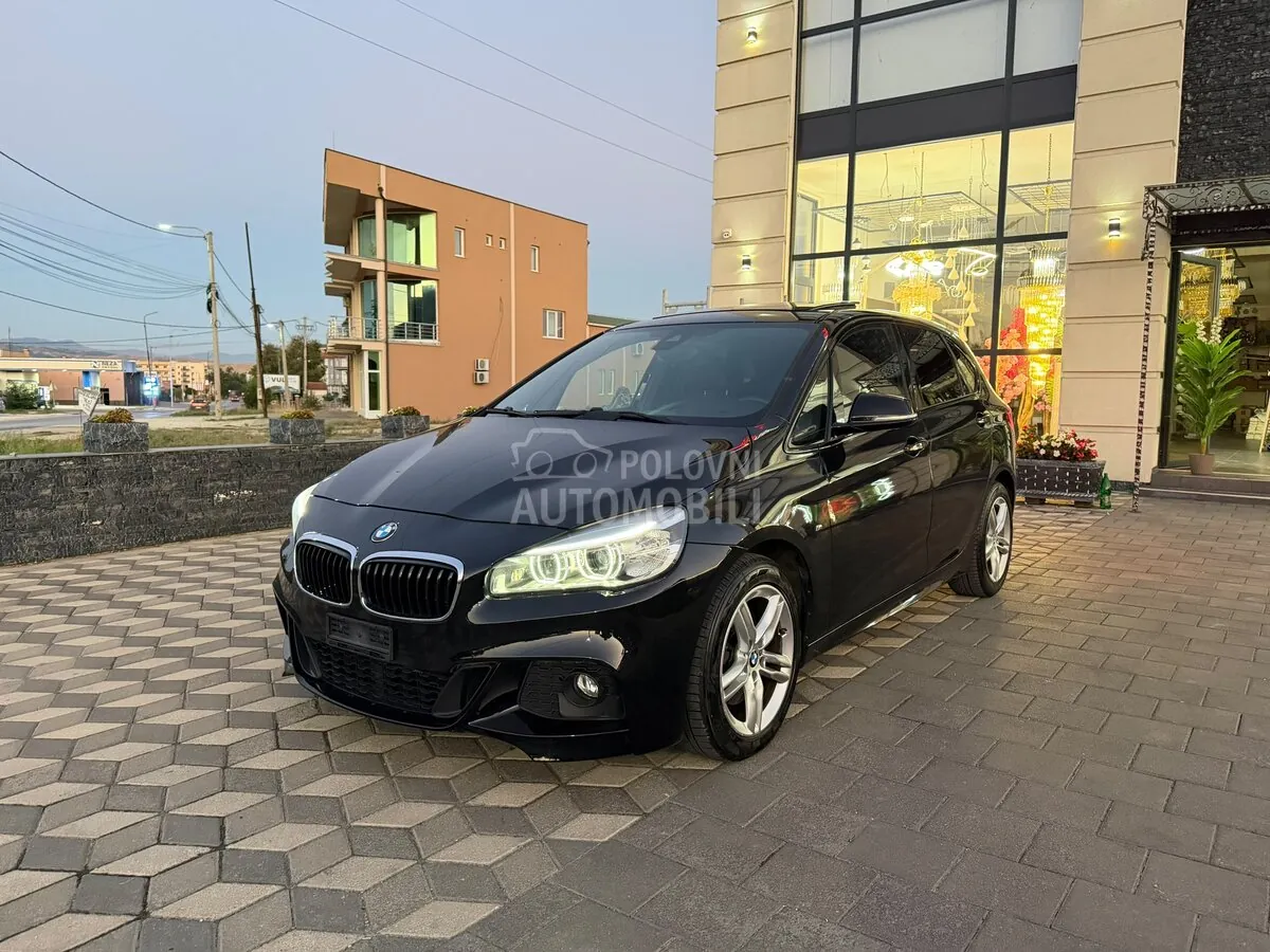BMW 220