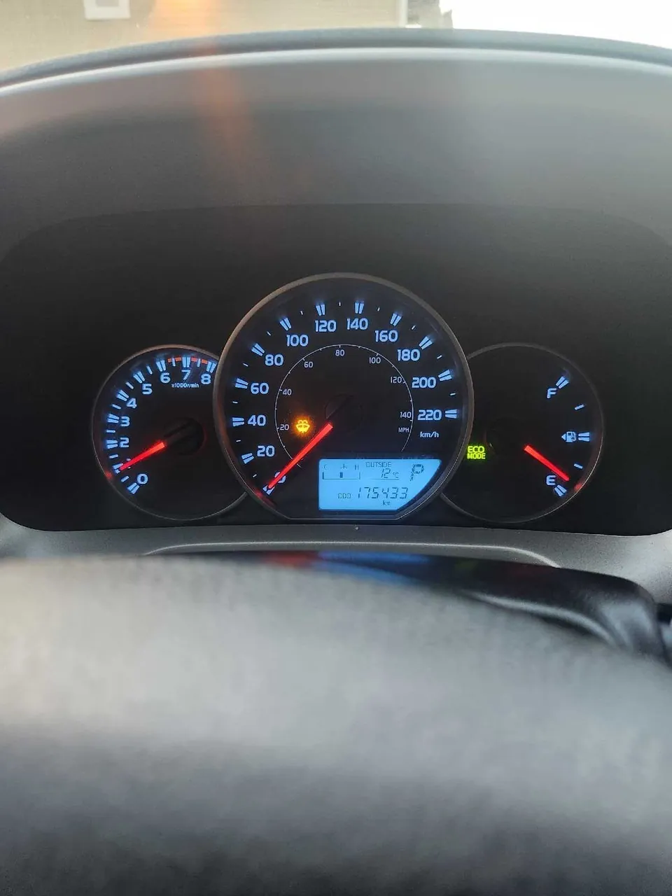 Toyota Rav4 2016 photo 5