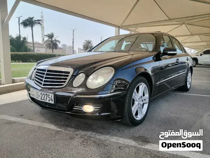 Mercedes-Benz E-Class 2007 photo 2