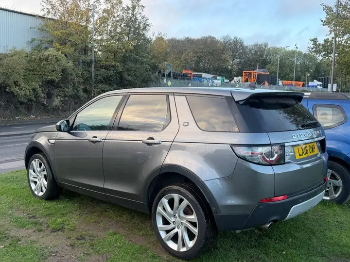 Land Rover Discovery Sport