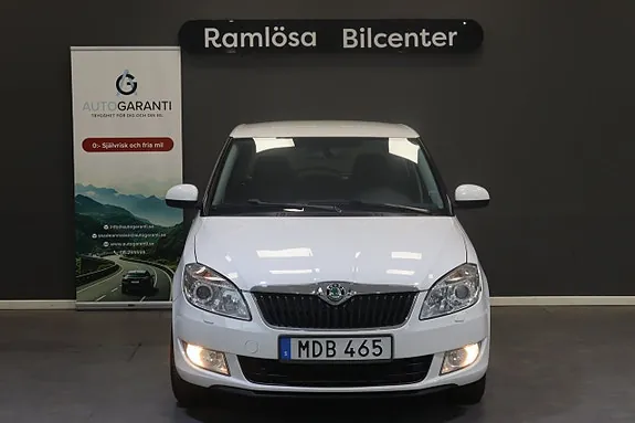 Skoda Fabia 2012 photo 4