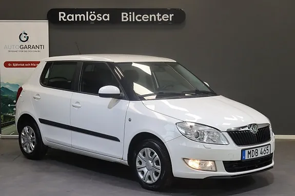 Skoda Fabia 2012 photo 5