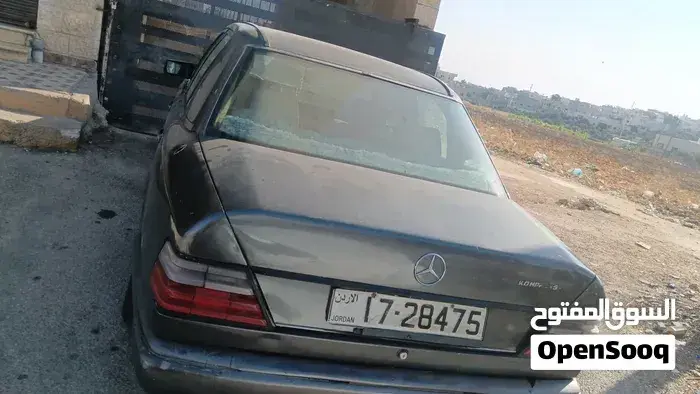Mercedes-Benz E-Class 1988 photo 5